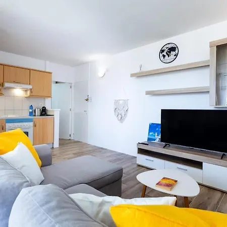 Apartament 47 Amazing Primavera With Wifi, Terrace, Pool