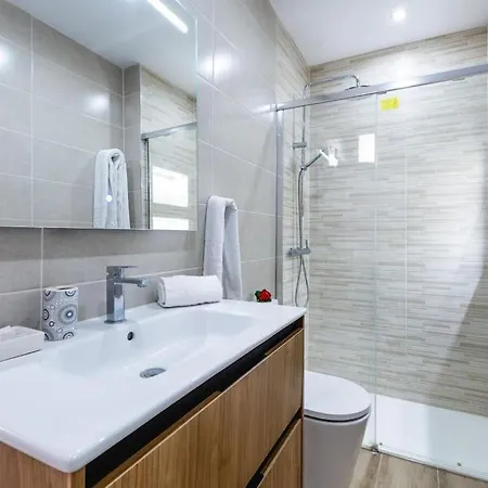 47 Amazing Primavera With Wifi, Terrace, Pool Appartement *