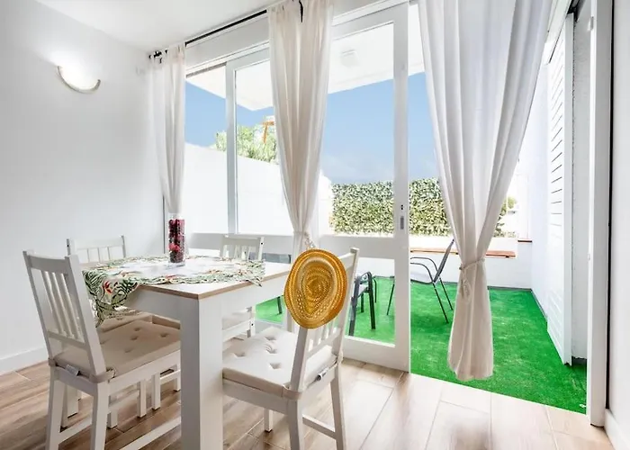 47 Amazing Primavera With Wifi, Terrace, Pool Apartment *