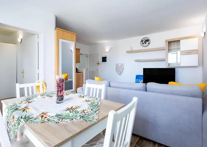 Apartment 47 Amazing Primavera With Wifi, Terrace, Pool