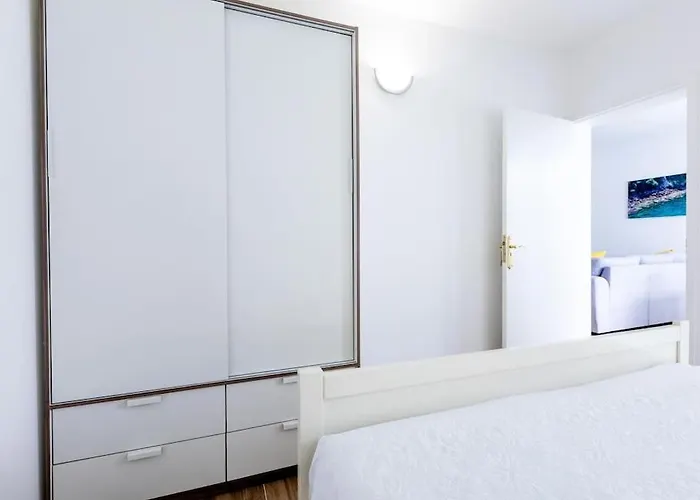 Apartment 47 Amazing Primavera With Wifi, Terrace, Pool Costa Del Silencio